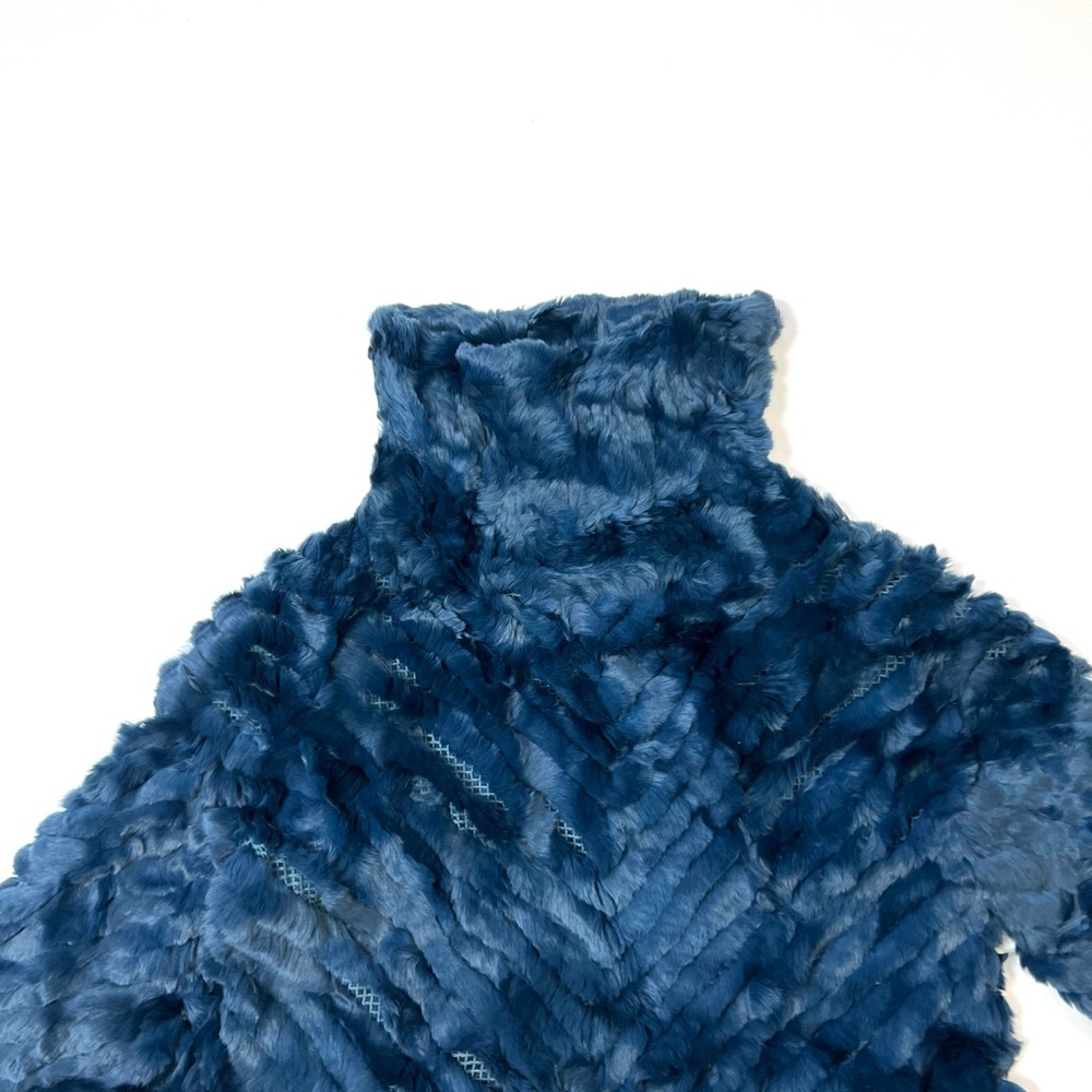 Fur pullover - M/L - Picture 4 of 5